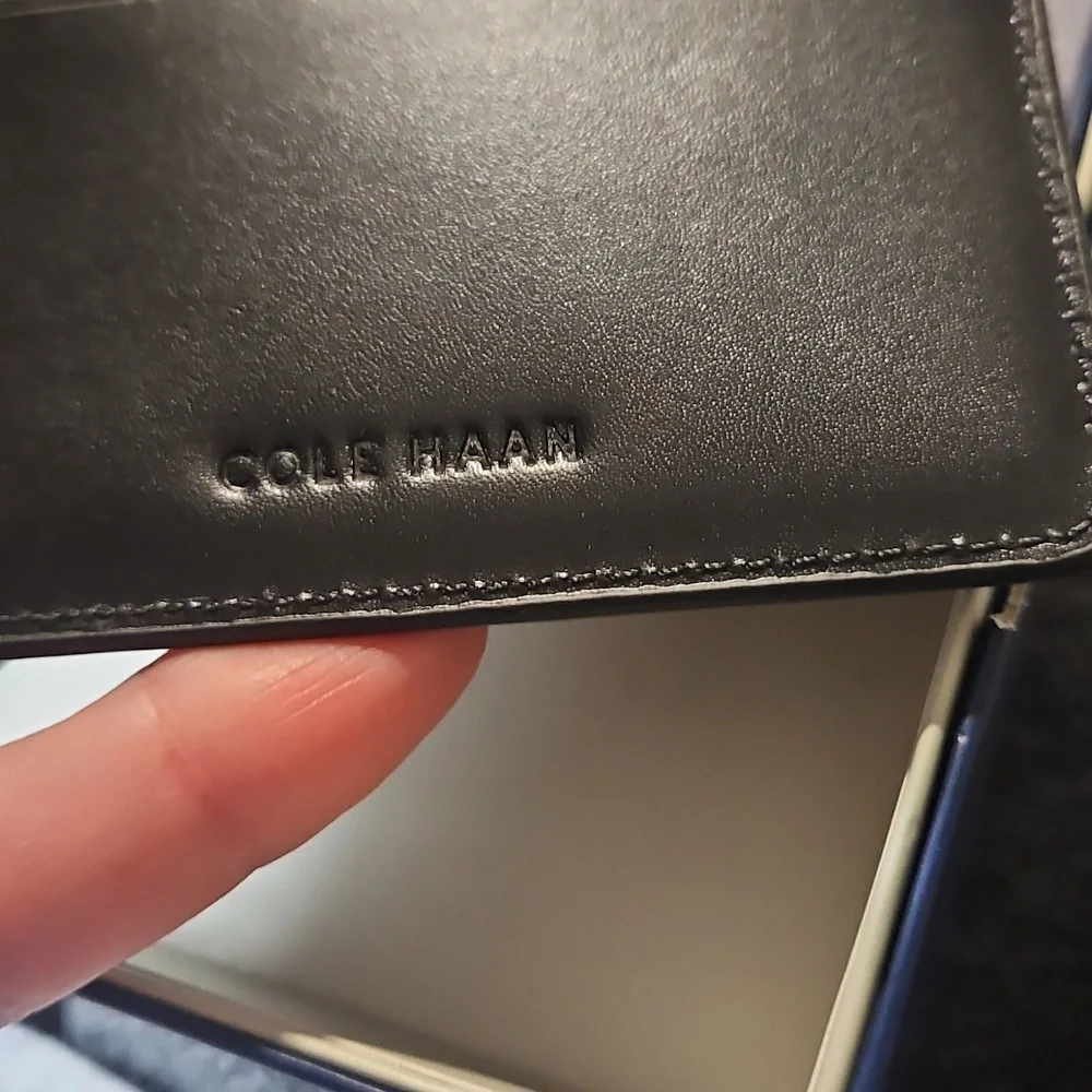 Cole Haan Leather Wallet Black Mens Classic Gift New in Box